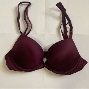 Victoria Secret Burgundy Bra. 32B. New!